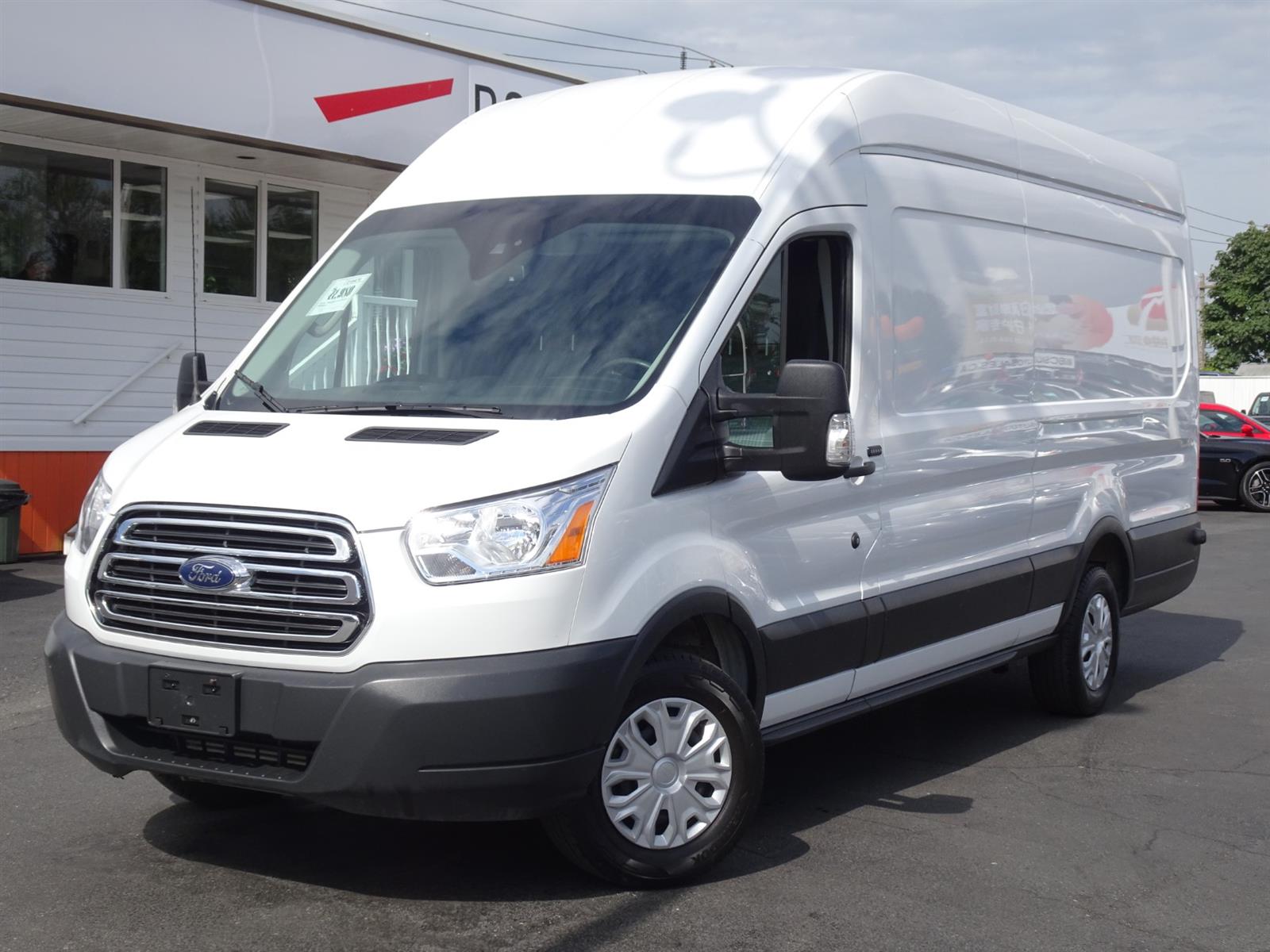 Ford Transit Connect à Vendre - Le Guide De L'auto